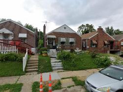 Pre-foreclosure in  Laura Ave Saint Louis, MO 63136