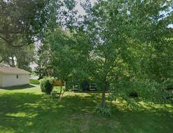 Pre-foreclosure in  N Shirley Dr Gurnee, IL 60031