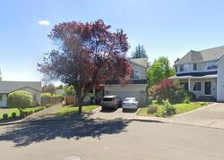 Pre-foreclosure in  Sw Marcia Dr Portland, OR 97223
