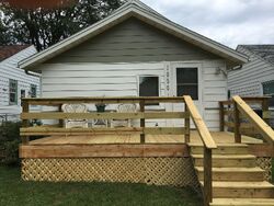 Pre-foreclosure in  H Ave Nw Cedar Rapids, IA 52405