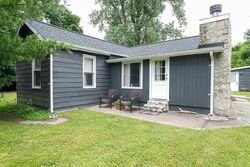 Pre-foreclosure in  Grove St Evansville, IN 47710