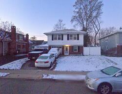 Pre-foreclosure in  Davis Ave Hackensack, NJ 07601