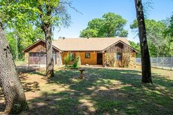 Pre-foreclosure in  Bugher Rd Lexington, OK 73051