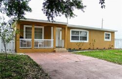 Pre-foreclosure in  S Solandra Dr Orlando, FL 32807