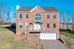 Pre-foreclosure in  Markwood Dr Canonsburg, PA 15317