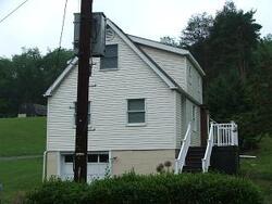 Pre-foreclosure in  Wexford Bayne Rd Sewickley, PA 15143
