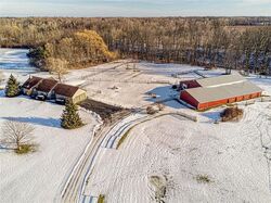 Pre-foreclosure in  Barclay Rd Sodus, NY 14551