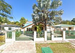 Pre-foreclosure in  Sw 28th St Miami, FL 33155