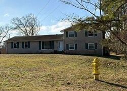 Pre-foreclosure in  Curtis Xrds Hendersonville, TN 37075