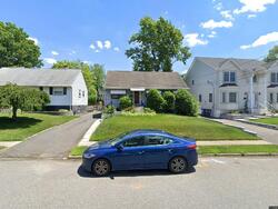 Pre-foreclosure in  Worth St Iselin, NJ 08830