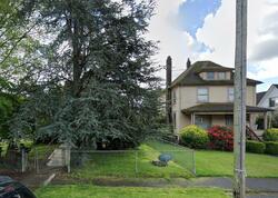 Pre-foreclosure in  E 5th St Aberdeen, WA 98520