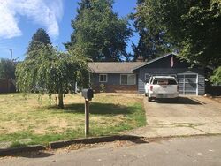 Pre-foreclosure in  Ne 79th St Vancouver, WA 98662