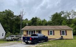 Pre-foreclosure in  GREAT BRANCH DR Chester, VA 23831