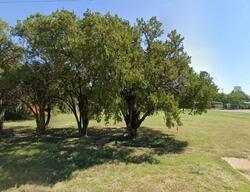 Pre-foreclosure in  E Summit Ave Electra, TX 76360