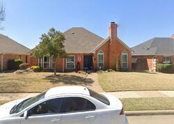  Silverdollar Trl, Irving TX