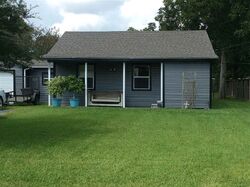 Pre-foreclosure in  S Tannahill St Vidor, TX 77662