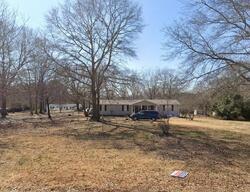 Pre-foreclosure in  Huskey Rd Chesnee, SC 29323
