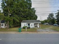 Pre-foreclosure in  Durst Ave E Greenwood, SC 29649