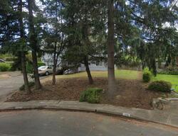Pre-foreclosure in  Nw Autumn Pl Corvallis, OR 97330