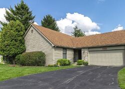Pre-foreclosure in  Baronswood Cir Toledo, OH 43615