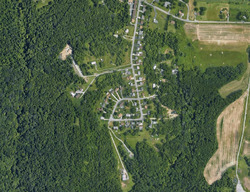Pre-foreclosure in  Maplewood Dr Steubenville, OH 43952