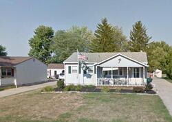Pre-foreclosure in  Burdie Dr Hubbard, OH 44425