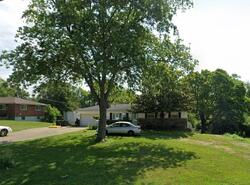 Pre-foreclosure in  Ridgemont Dr West Chester, OH 45069