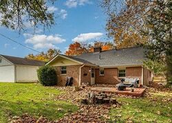 Pre-foreclosure in  N 11th St Miamisburg, OH 45342