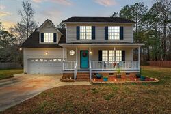 Pre-foreclosure in  Spearhead Pl Clayton, NC 27520