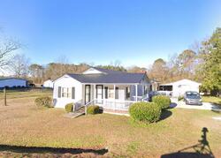 Pre-foreclosure in  Rock Rd Wallace, NC 28466