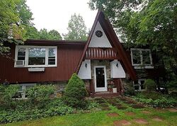 Pre-foreclosure in  Klein Dr Clinton Corners, NY 12514