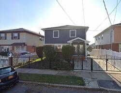 Pre-foreclosure Listing in 148th Ave ROSEDALE, NY 11422
