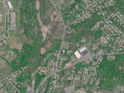 Pre-foreclosure in  Anna Maria Ct Fishkill, NY 12524