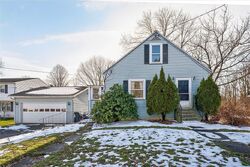  Summit St, Fairport NY