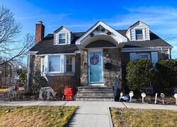Pre-foreclosure in  Grant Ave East Meadow, NY 11554