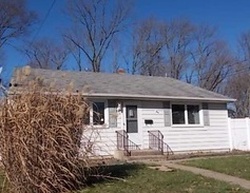 Pre-foreclosure in  MAGNOLIA AVE Somerdale, NJ 08083