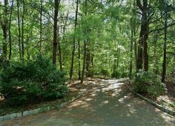 Pre-foreclosure in  Beaverdam Dr East Brunswick, NJ 08816