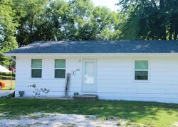 Pre-foreclosure in  S 7th St Elsberry, MO 63343