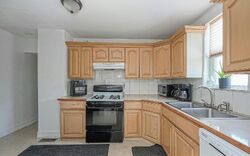 Pre-foreclosure in  Berkley Rd Gibbstown, NJ 08027
