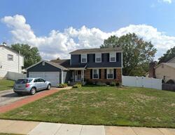 Pre-foreclosure in  Upton Way Somerdale, NJ 08083