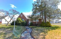 Pre-foreclosure in  Nassau Ave Paulsboro, NJ 08066