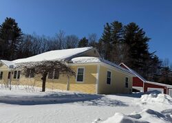 Pre-foreclosure in  GARRISON LN Exeter, NH 03833