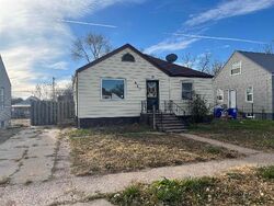 Pre-foreclosure in  W 6th St Ogallala, NE 69153