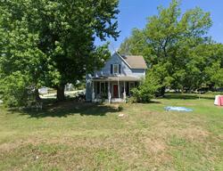  S 6th St, Deepwater MO