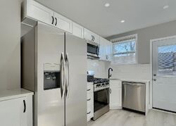 Pre-foreclosure in  Cranston Ave Baltimore, MD 21229