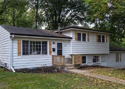 Pre-foreclosure in  Ne 62nd Ter Kansas City, MO 64118