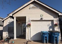 Pre-foreclosure in  Victorian Village Ct Saint Louis, MO 63138
