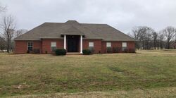 Pre-foreclosure in  JASMINE DR Jackson, MS 39212
