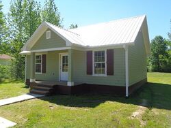  Little Creek Dr, Crystal Springs MS