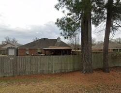 Pre-foreclosure in  Southern Oaks Dr Florence, MS 39073
